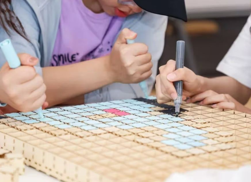 Wooden Puzzle Pixel Painting