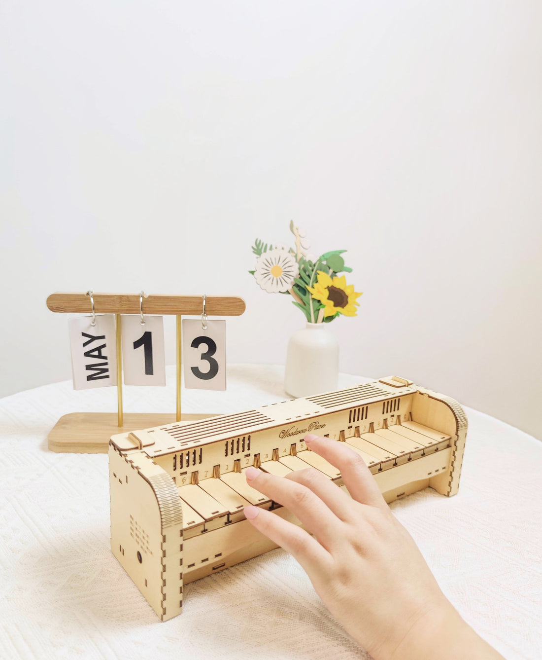 3D Wooden Puzzles Electronic Piano